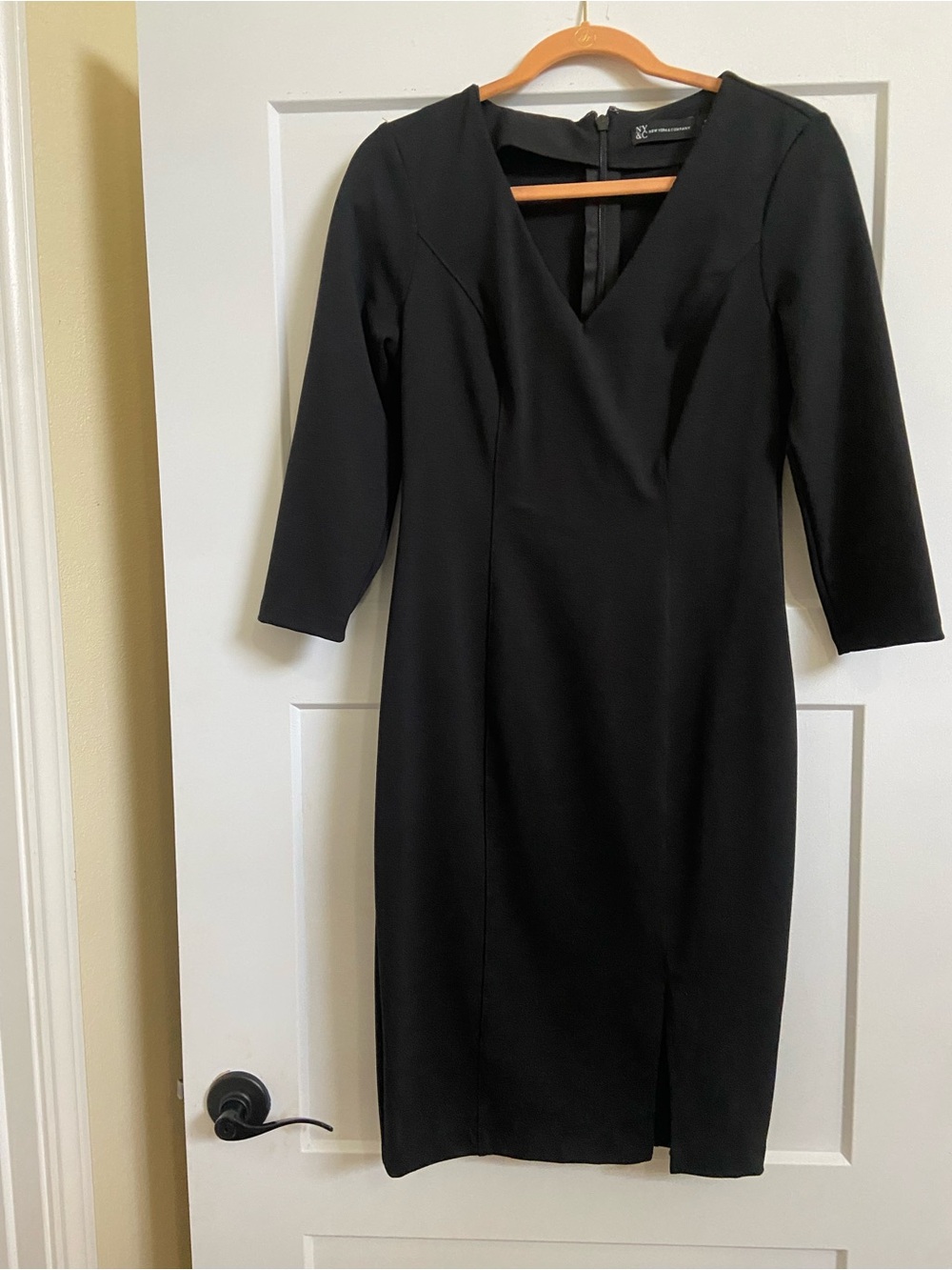 New York & Company Black body con V-Neck Sheath Dress